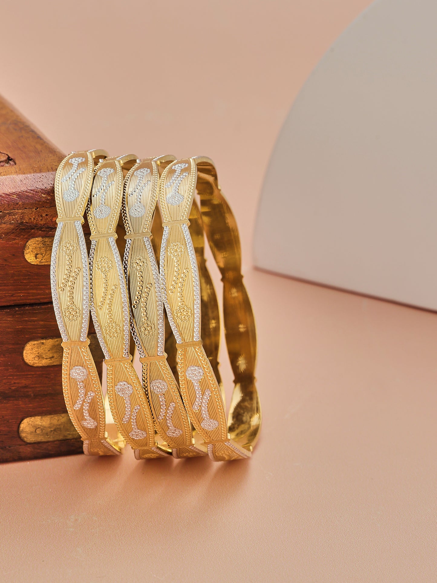 4 Pcs Bangles