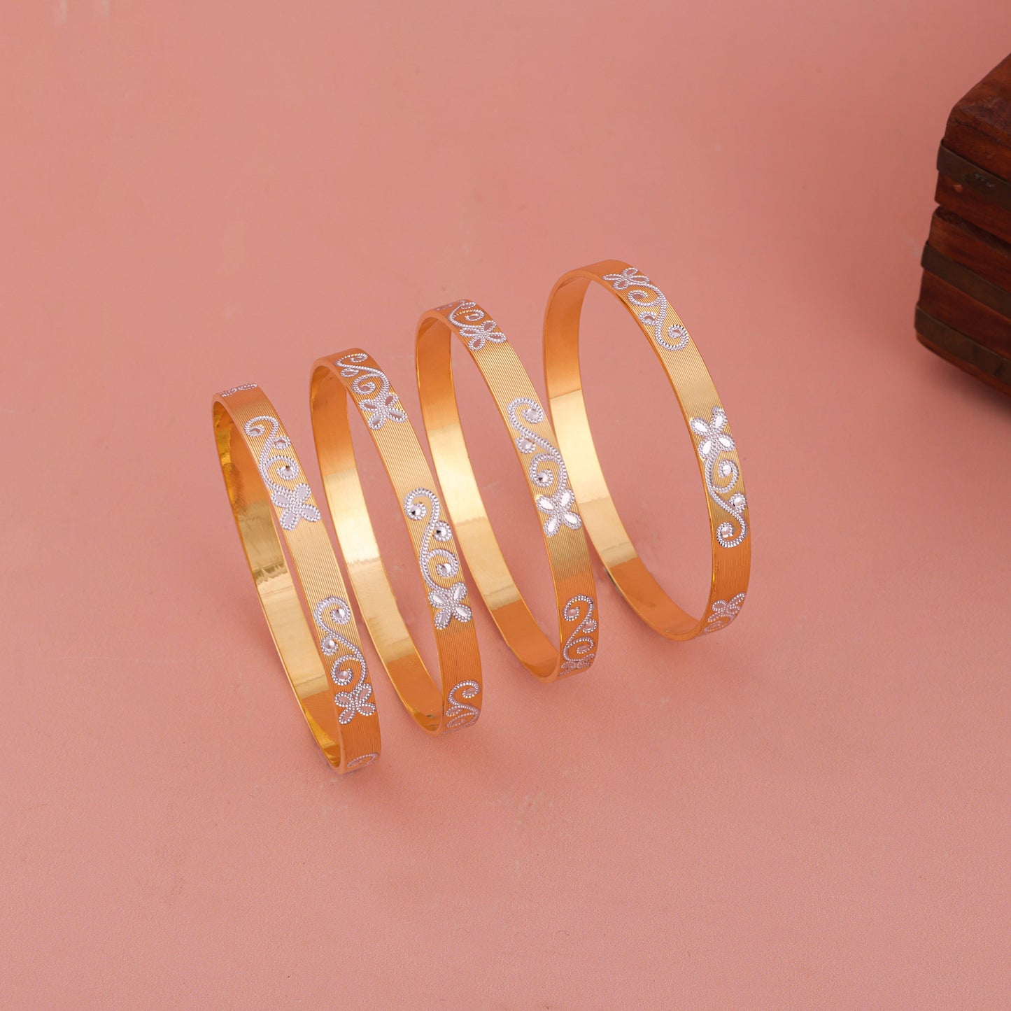 4 Pcs Bangles