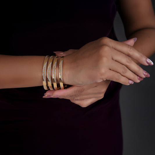 Classic Eye Line Diamond Band Bangles – Timeless Elegance for Women