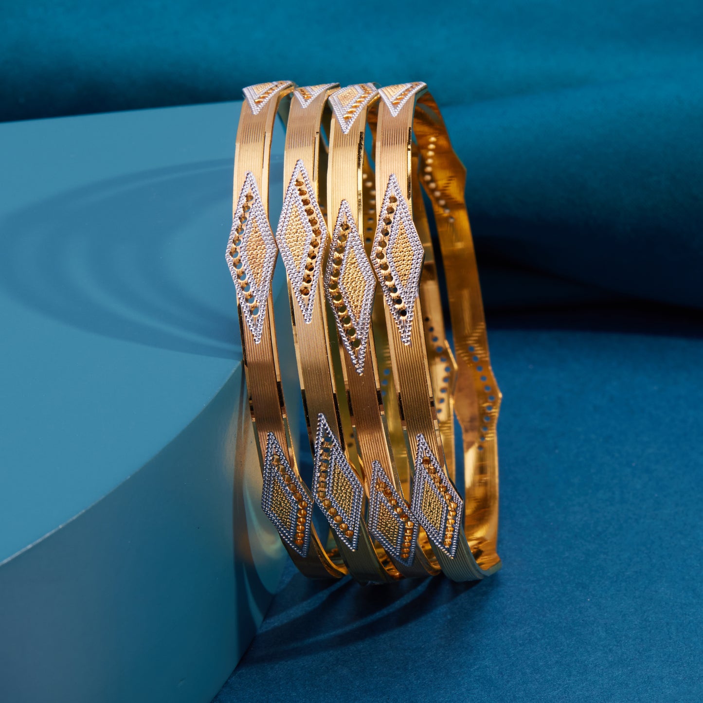 4 pcs Bangles