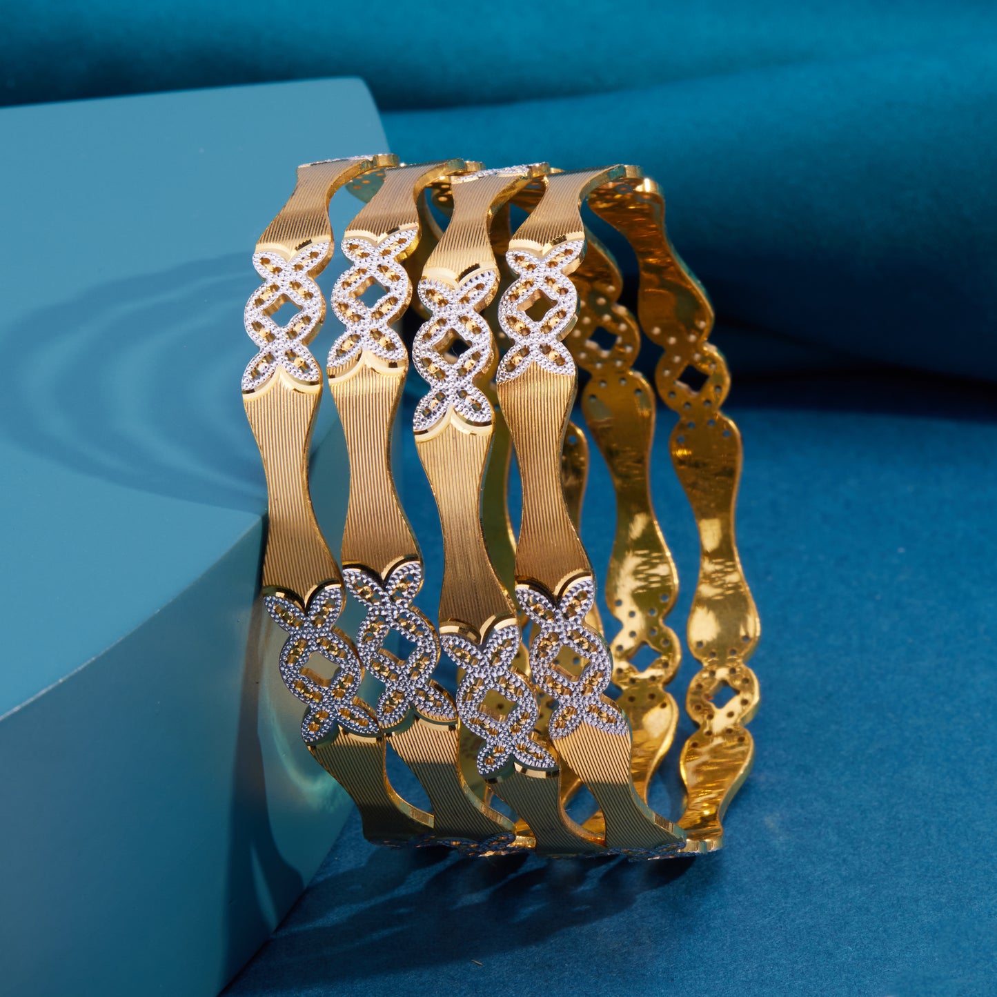 4 Pcs Bangles
