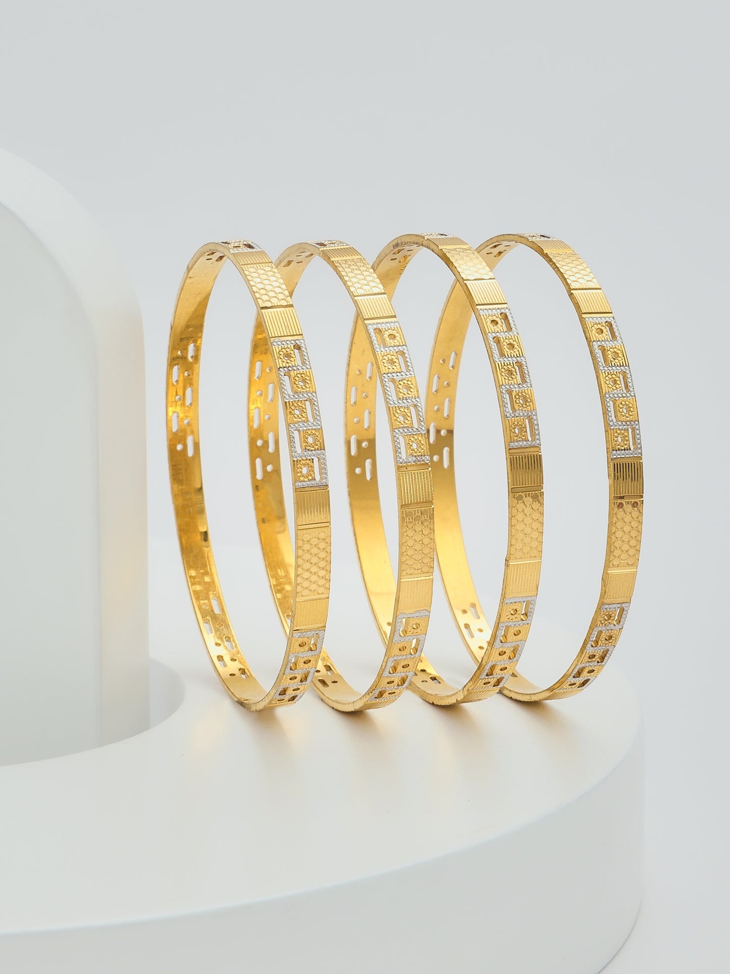 4 Pcs Bangles