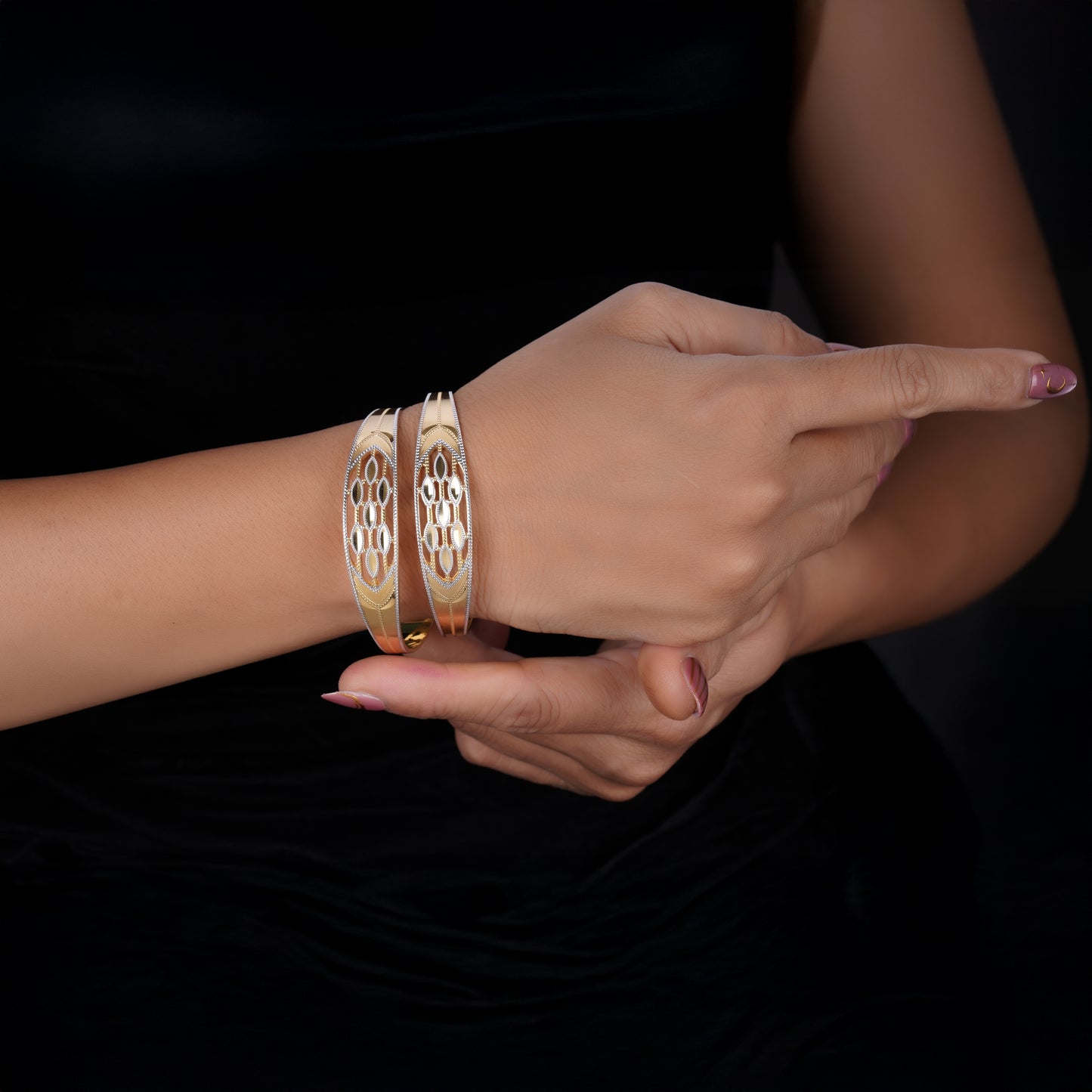Classic Diamond Band Bangles – Timeless Elegance for Women