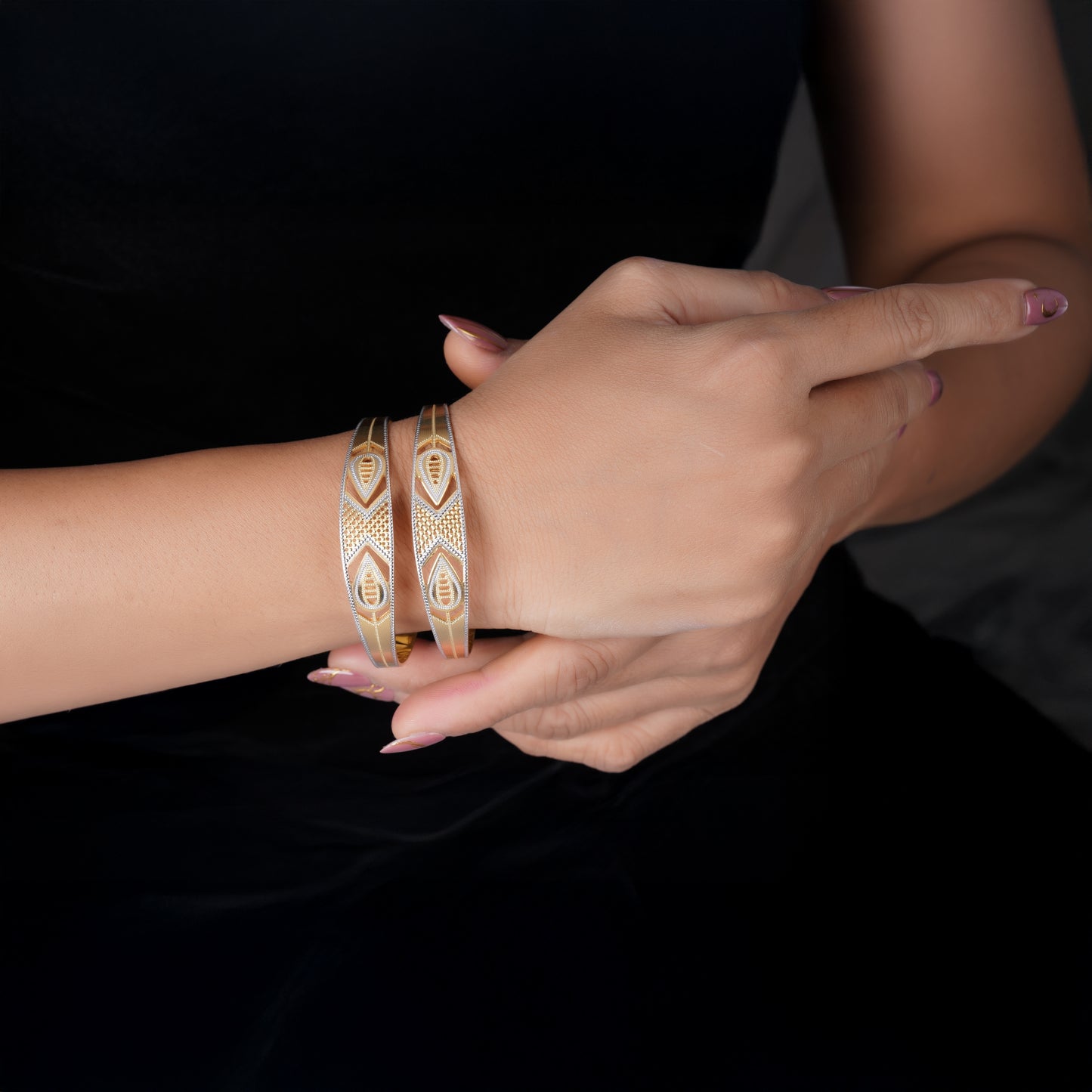Classic Diamond Band Bangles – Timeless Elegance for Women