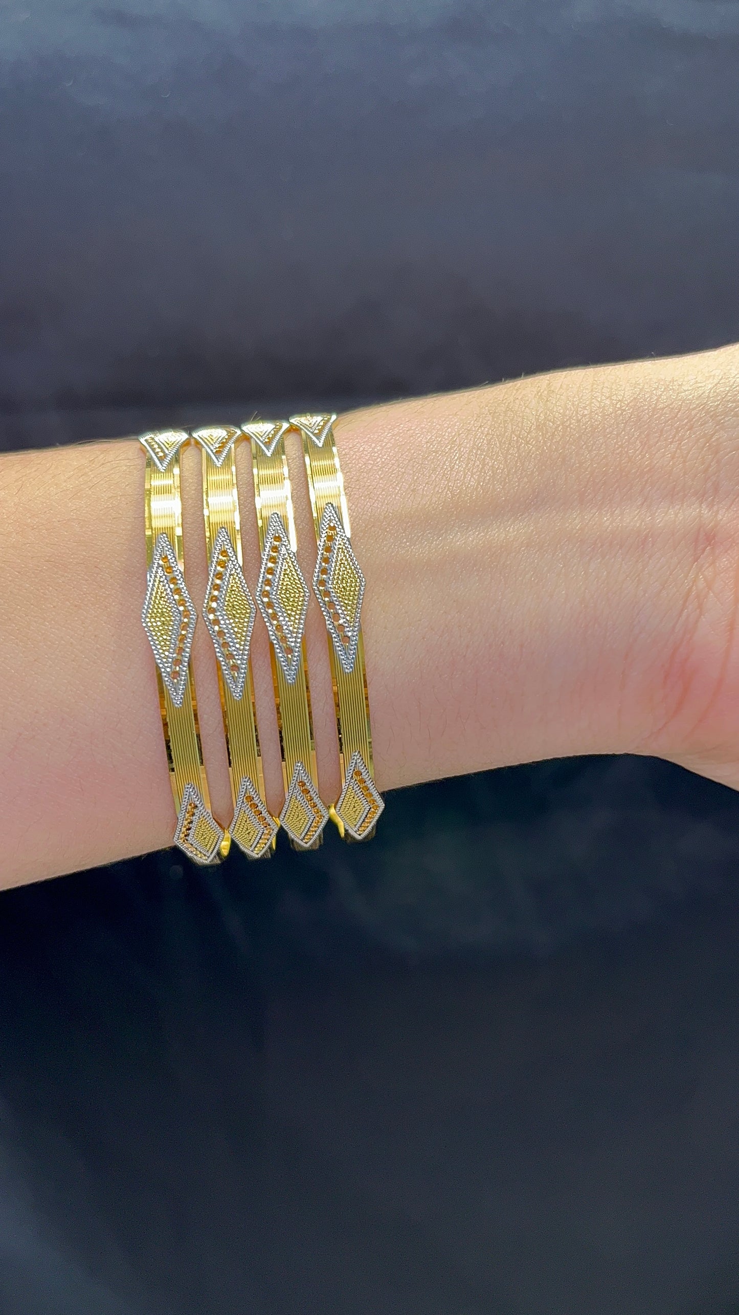 4 pcs Bangles
