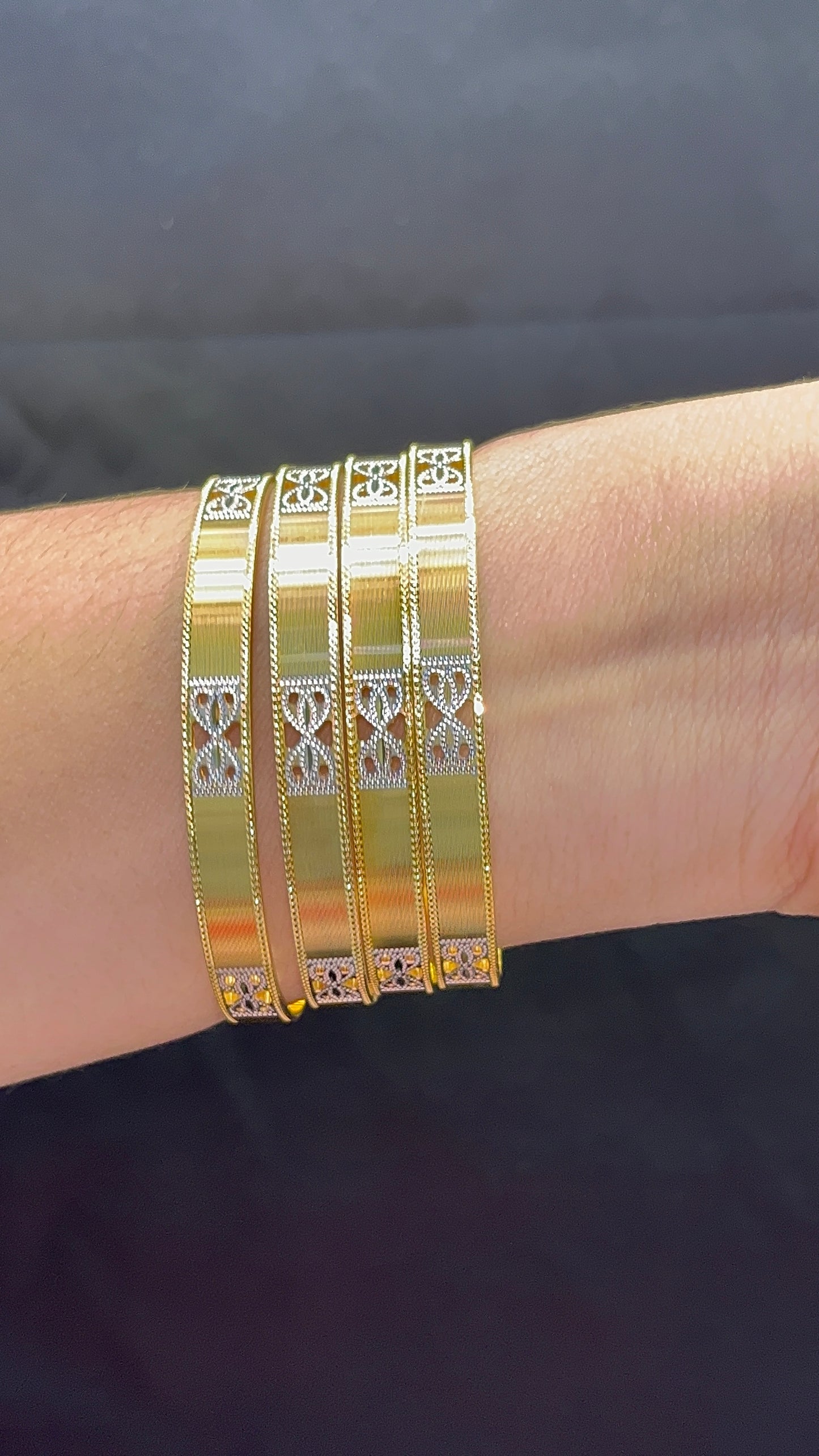 4 Pcs Bangles