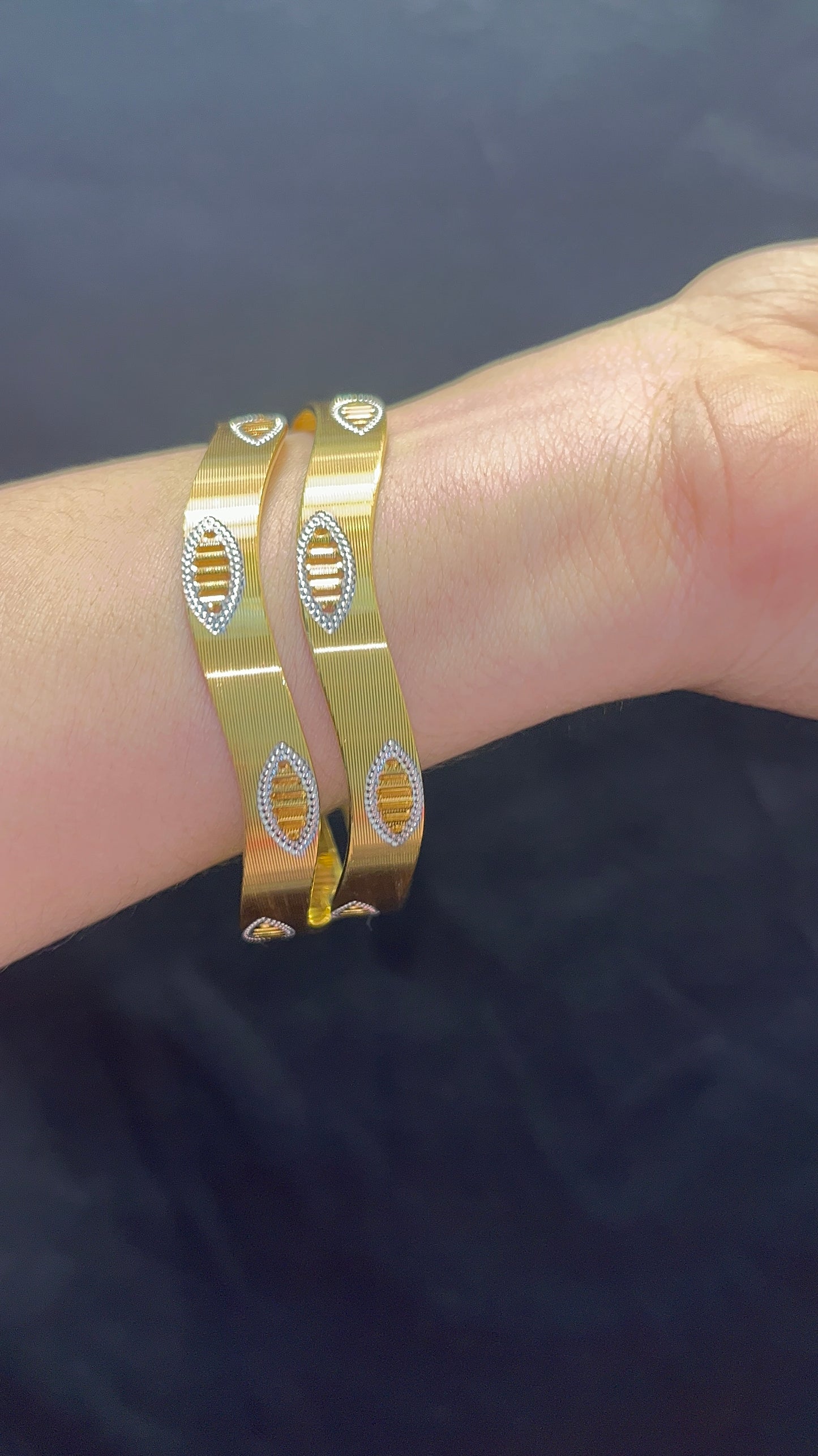 2 Pcs bangles