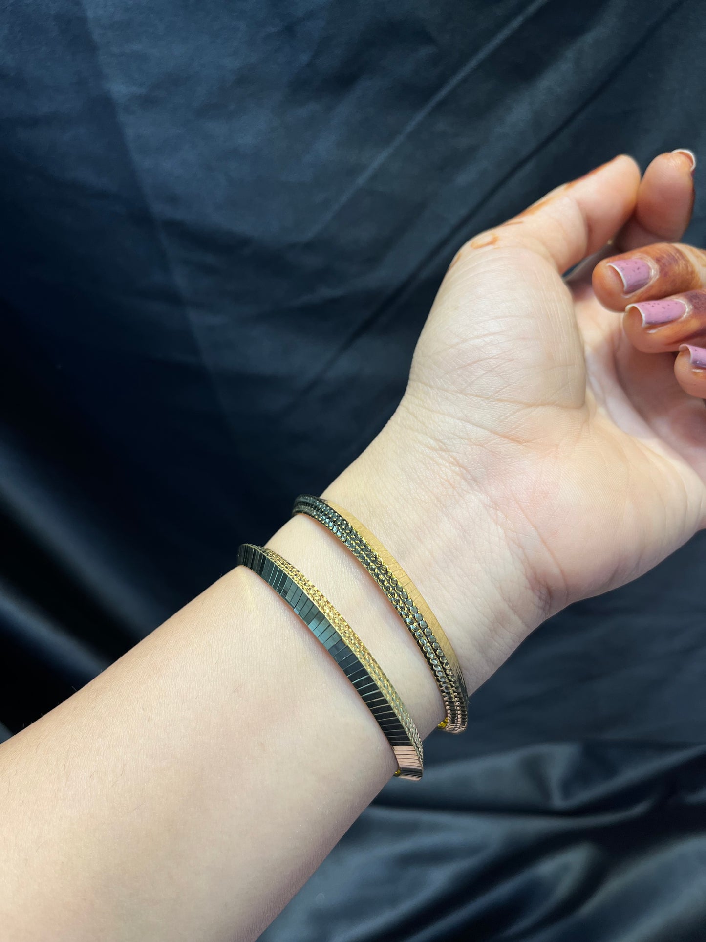 2 Pcs Bangles