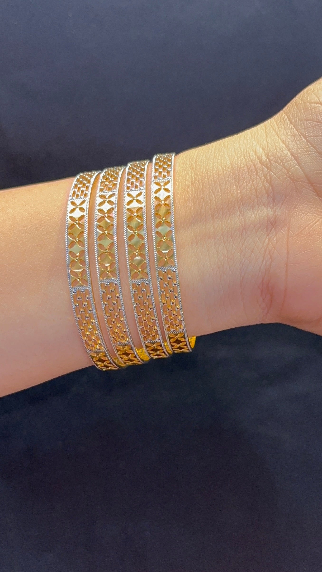 4 Pcs Bangles