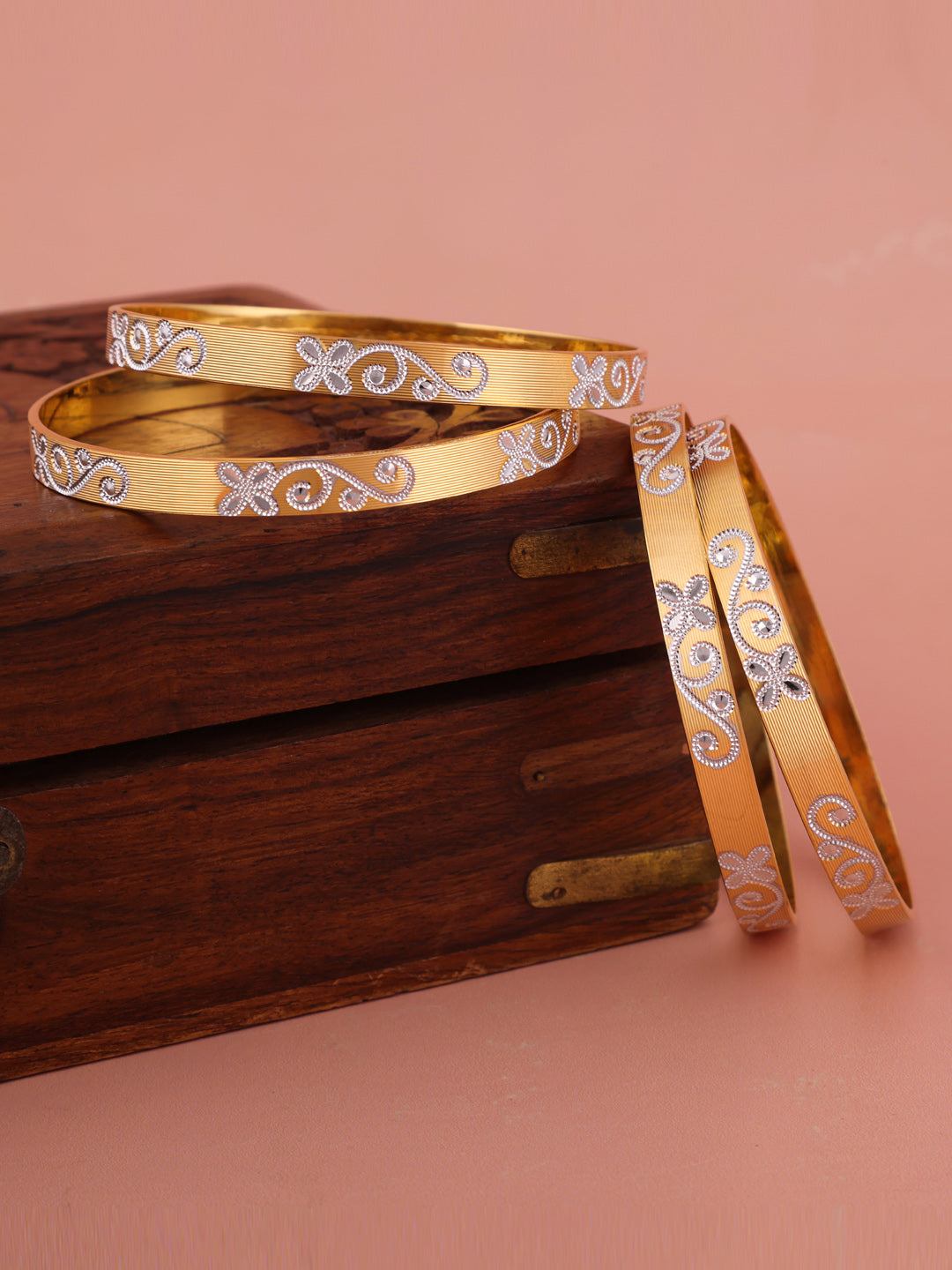 4 Pcs Bangles