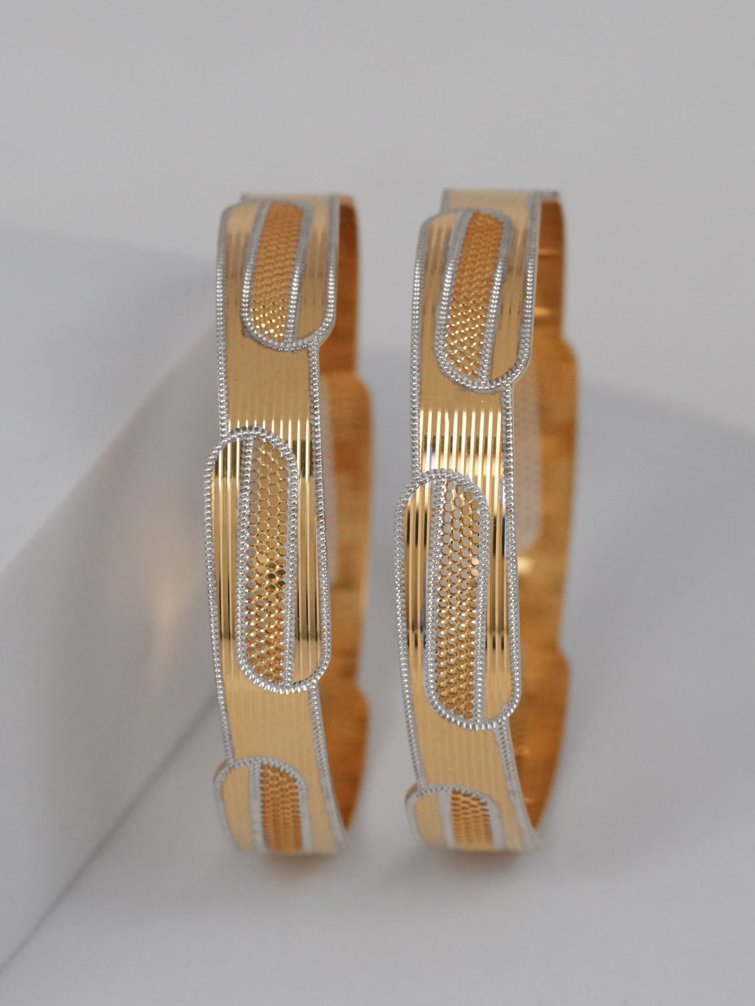 2 pcs Bangles